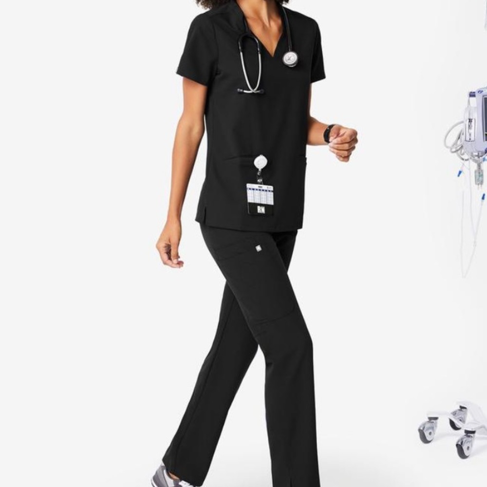 FIGS scrubs S top M bottom - black